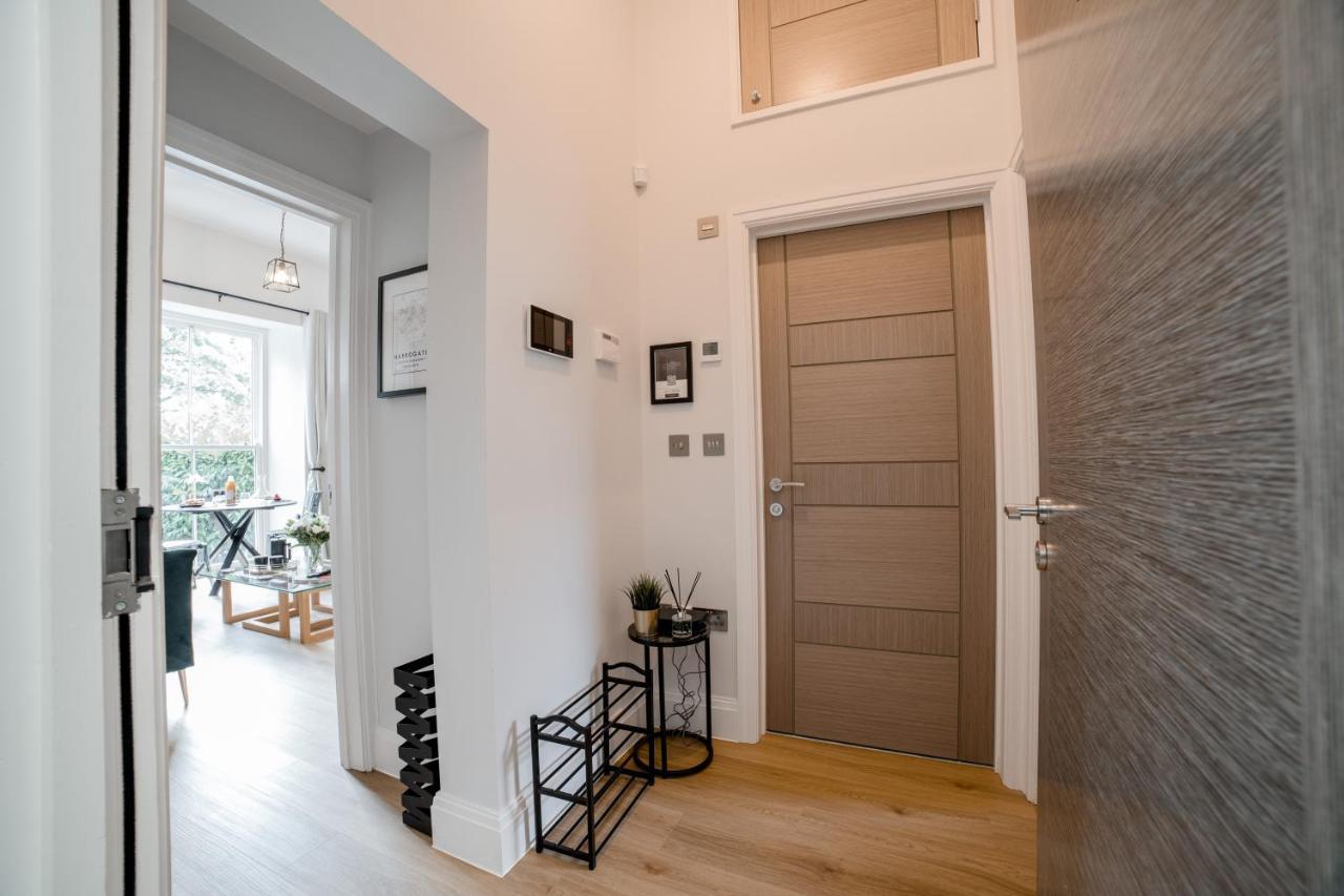 York Place One Harrogate Extérieur photo