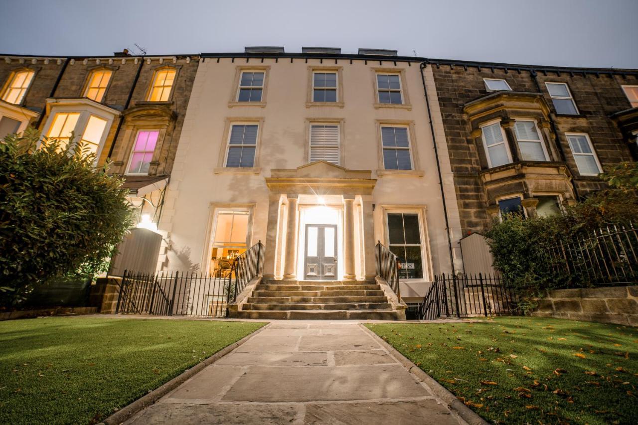 York Place One Harrogate Extérieur photo